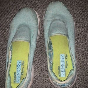 Women’s, 7, sketchers, memory foam, slip-ons